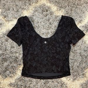 Lululemon Align T shirt Size 6